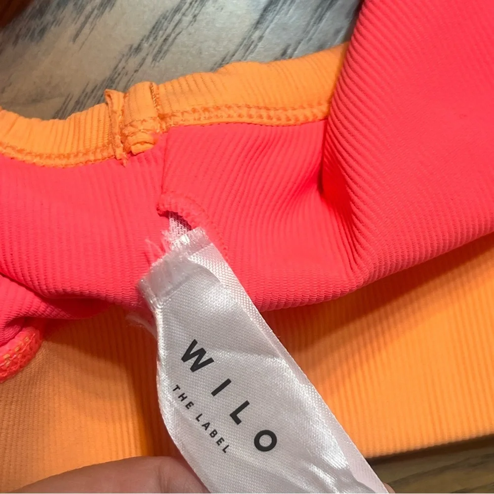 Wilo sports bra racer